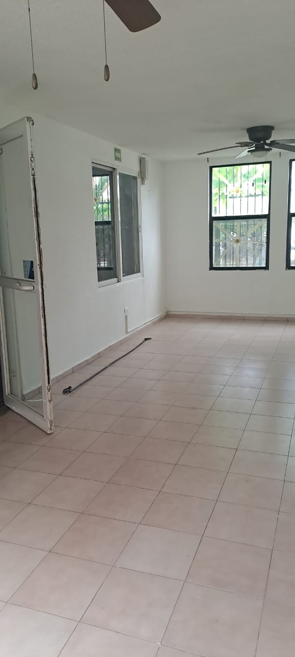 Casa en renta para negocio u oficina AV NICHUPTE  - Imagen 11