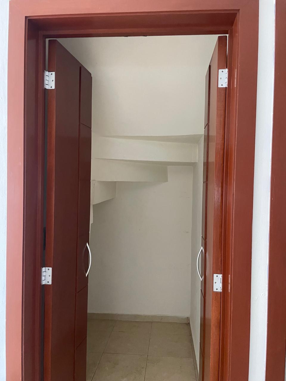 CASA EN RENTA QUINTA MADEIRA - Imagen 6