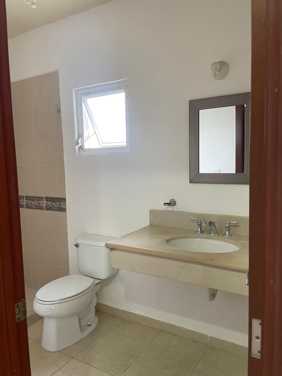 CASA EN RENTA QUINTA MADEIRA - Imagen 14